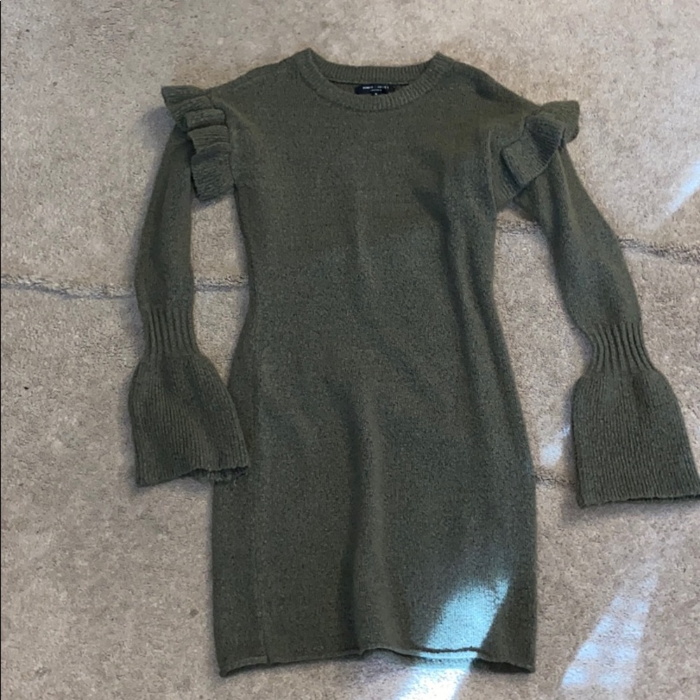 Ruffle shoulder sweater dress